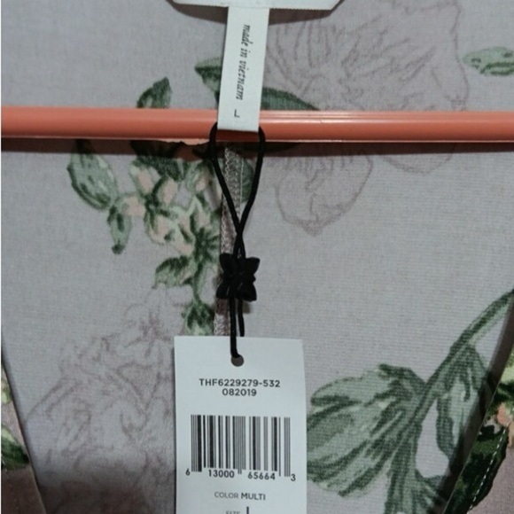 BCBGENERATION Dress Violet with Floral Print in Pink and Green Large - Picture 4 of 6